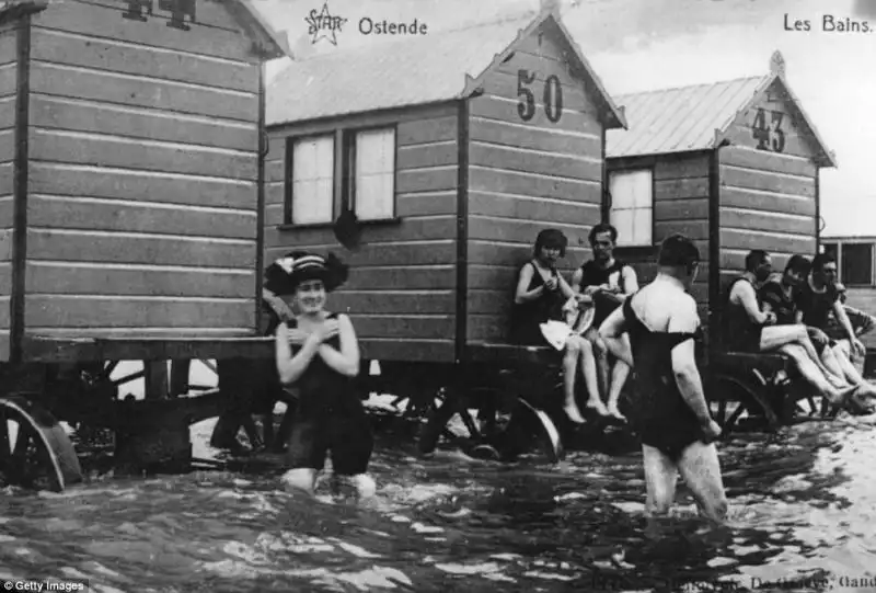 IN SPIAGGIA AI PRIMI DEL NOVECENTO 