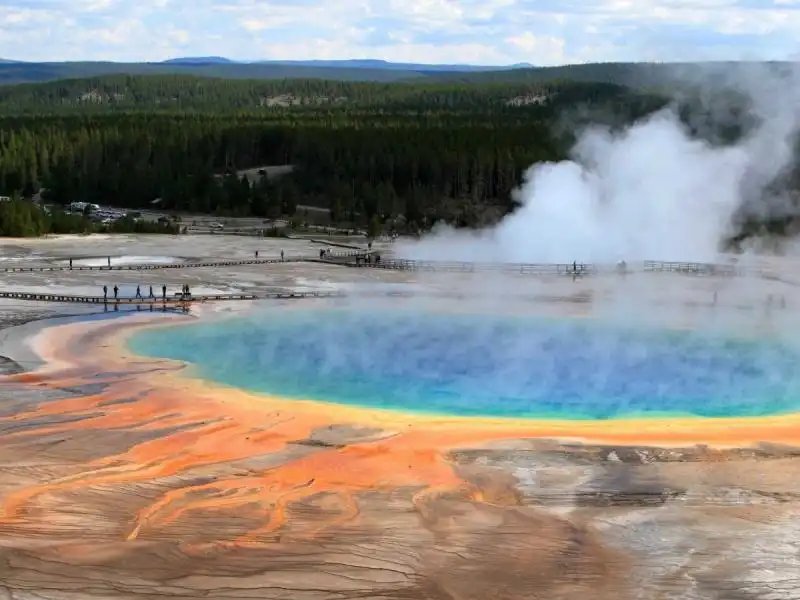 YELLOWSTONE NATIONAL PARK IDAHO MONTANA WYOMING 