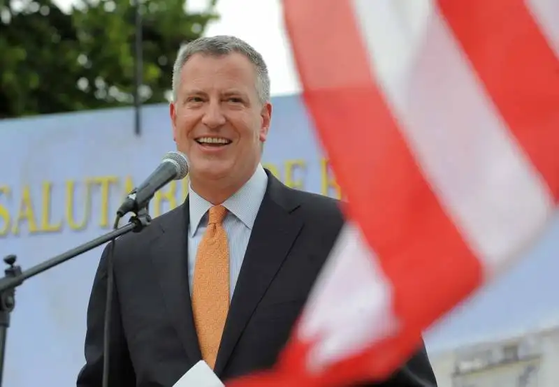 bill de blasio con la famiglia a grassano in basilicata  24