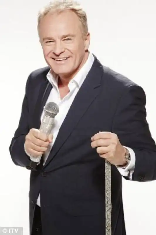 bobby davro performer alla festa dei blair