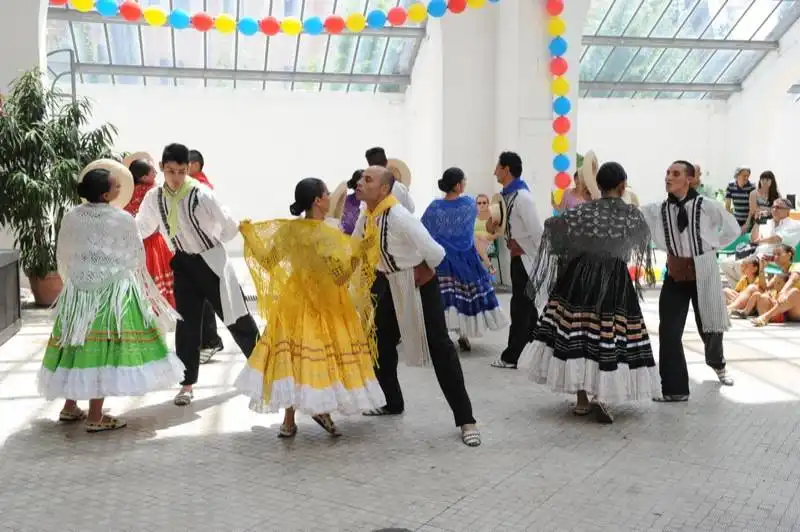 festa colombiana all' aranciera  gruppo folcloristico akaidana (3)