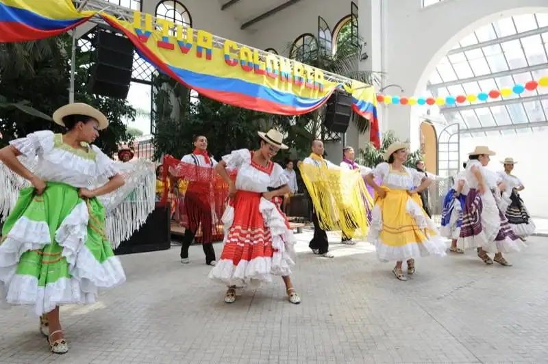 festa colombiana all' aranciera  gruppo folcloristico akaidana (5)