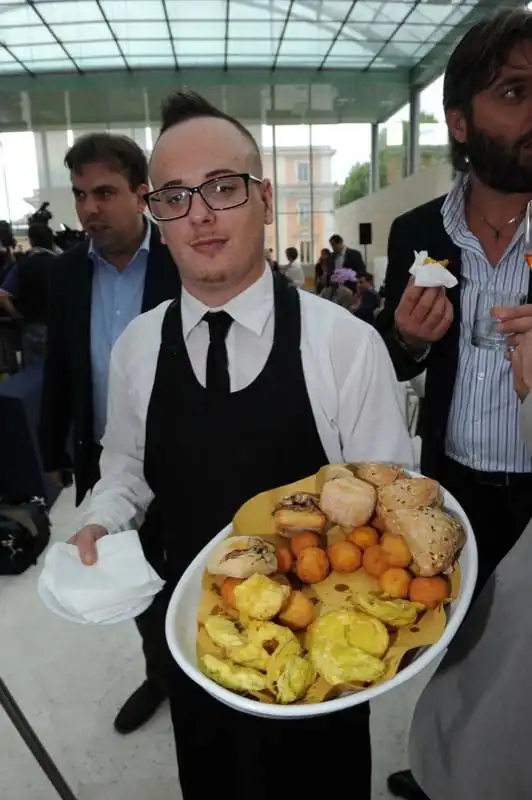 fritti  suppli  panini con porchetta e melanzane