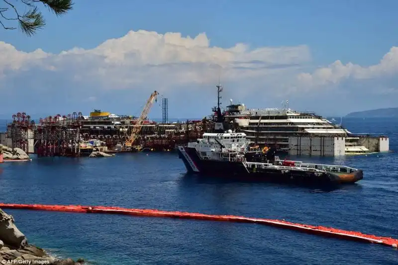 la concordia verra portata al porto di genova 