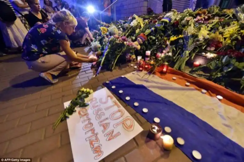 la tragedia del volo mh17 della malaysia airlines 44