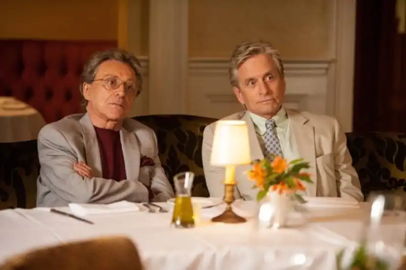 michael douglas mai cosi vicini 