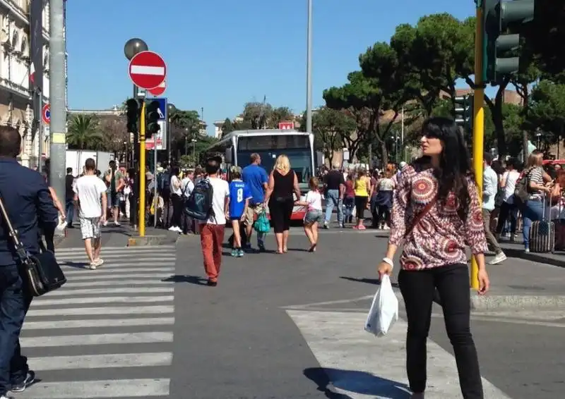 ROMA - CAOS PER IL BLOCCO DELLA METROPOLITANA 