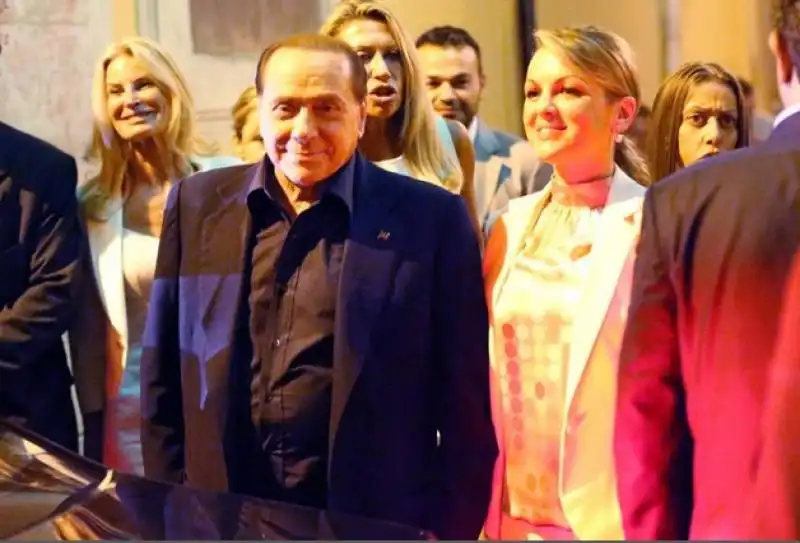 roma   cena pascale berlusconi    