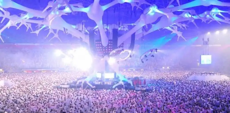 sensation amsterdam 4