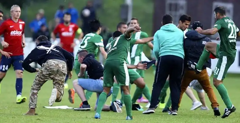 sospesa la partita del maccabi haifa