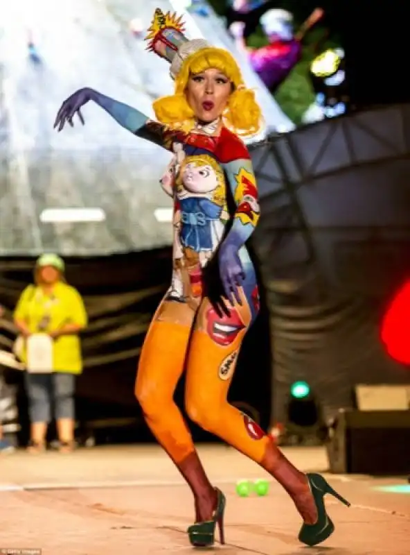 tema pop art al world bodypainting festival”,