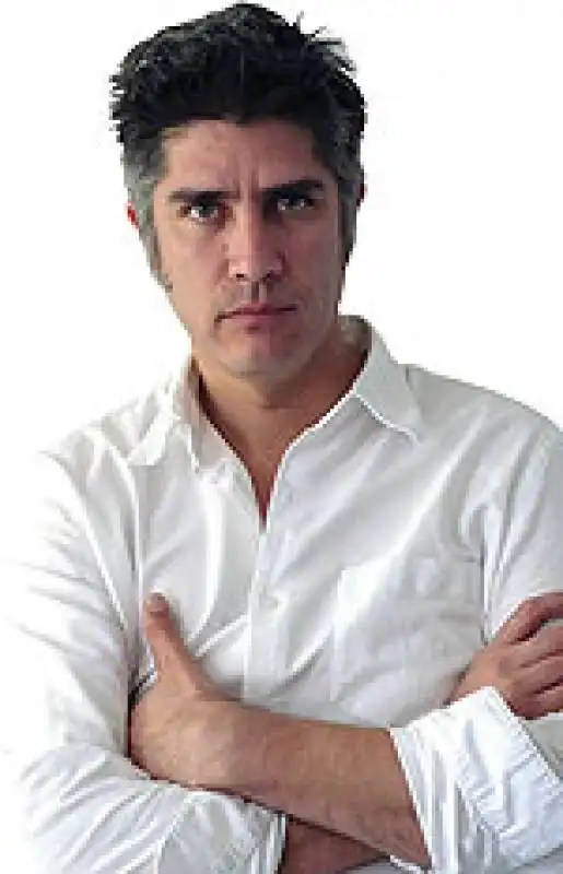 alejandro aravena rv1