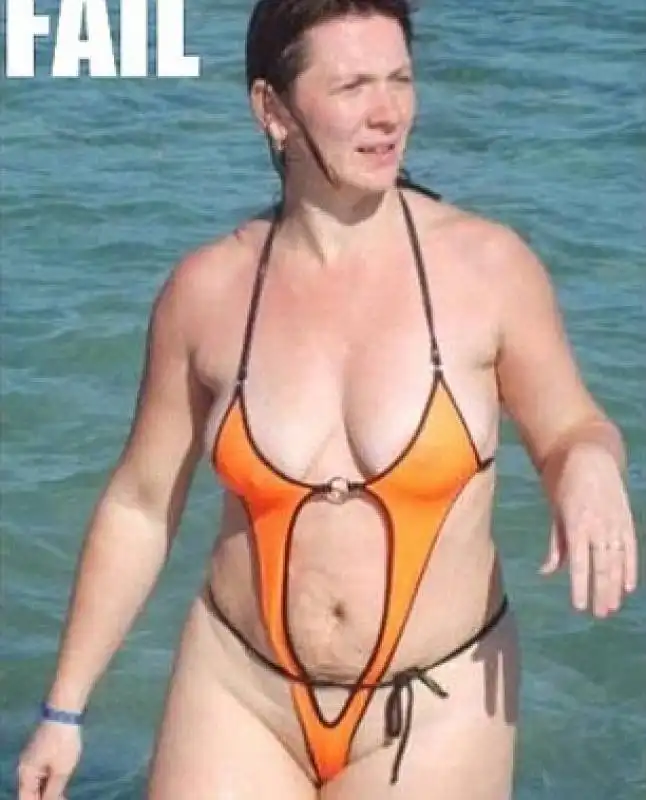 bikini fail 13