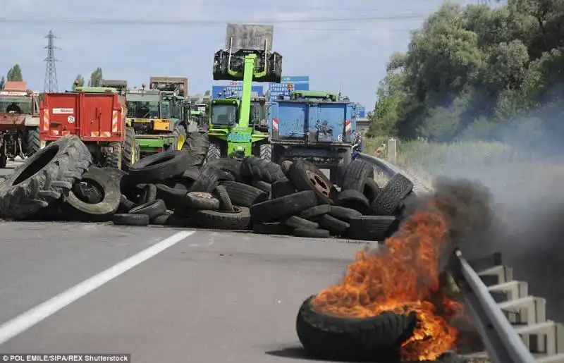 blocco agricoltori