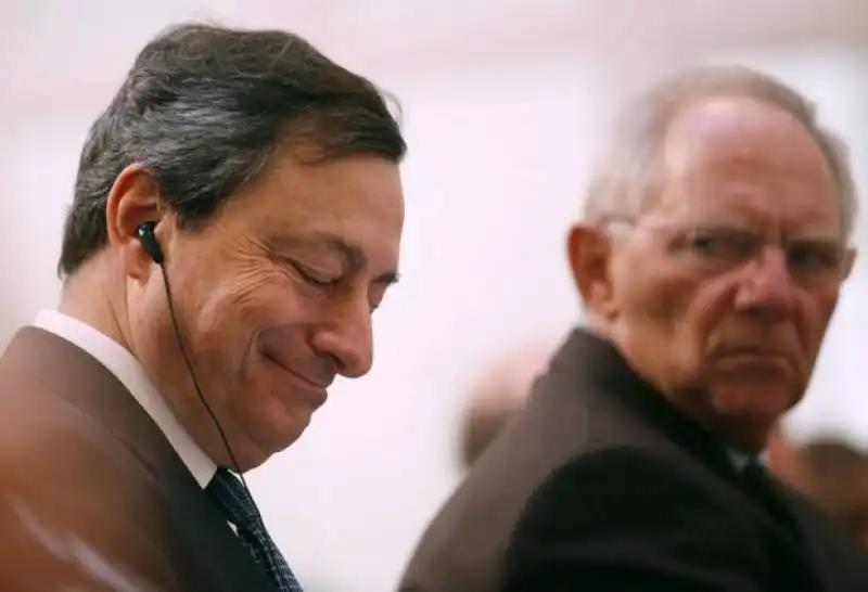 DRAGHI SCHAUBLE   4280-a789-2fddfc41b407