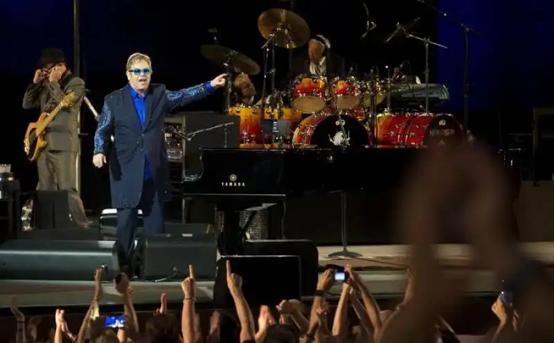 elton john in concerto alle terme di caracalla 10eade