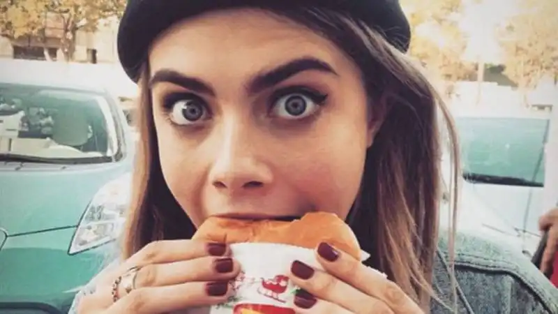 girls with gluten cara delevigne