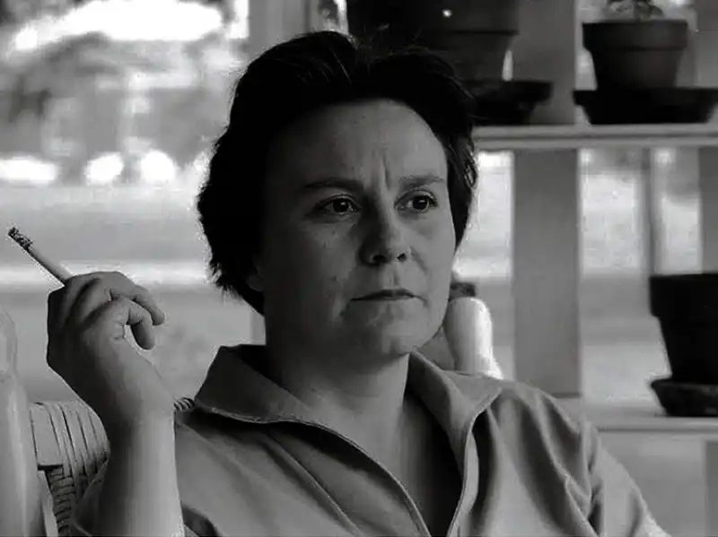 HARPER LEE 1