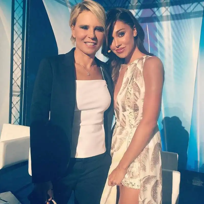 maria de filippi e belen rodriguez