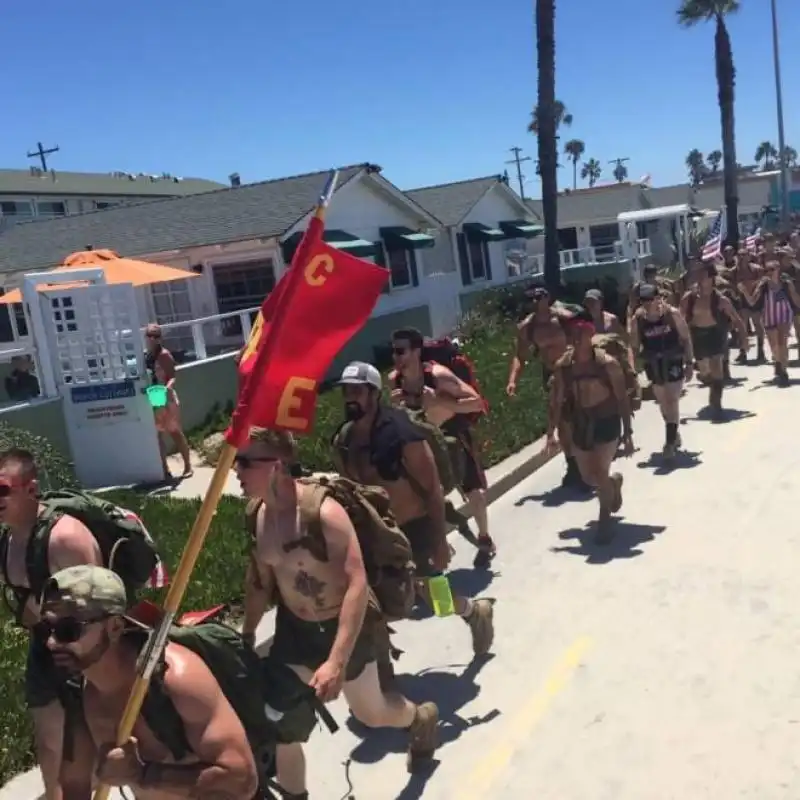 marines contro suicidio militare 5