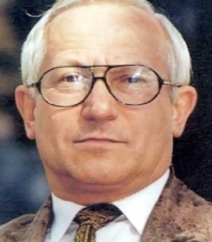 OLEG ANTONOVICH GORDIEVSKIJ  