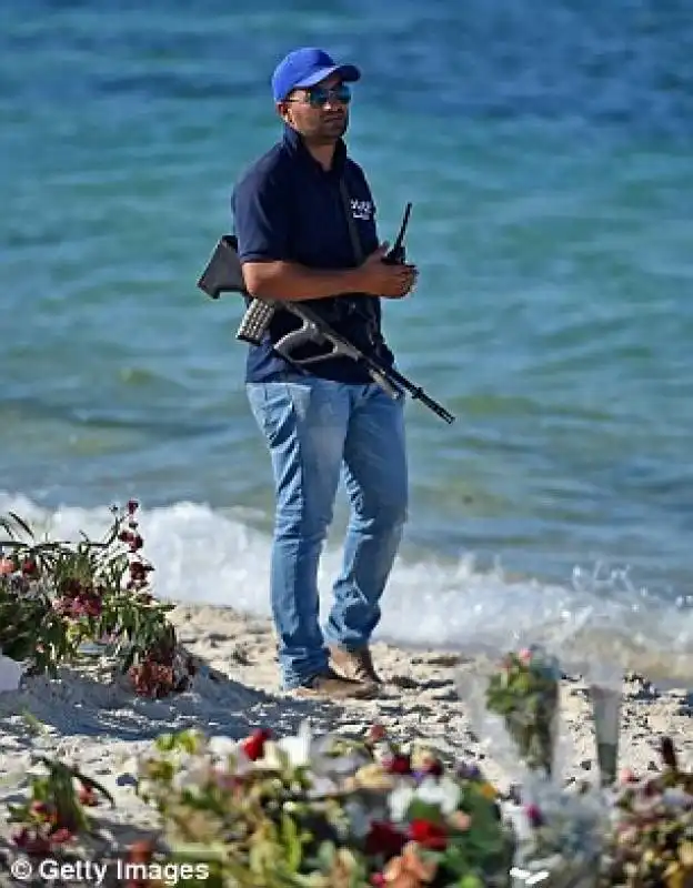 polizia a marhaba beach