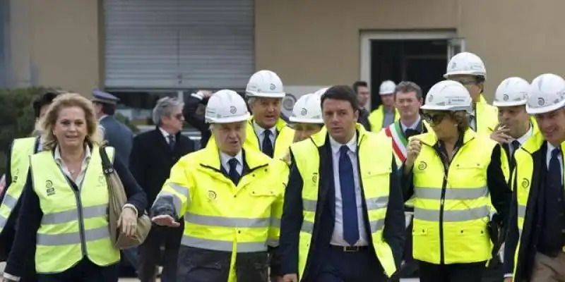 renzi con i pesenti all italcementi