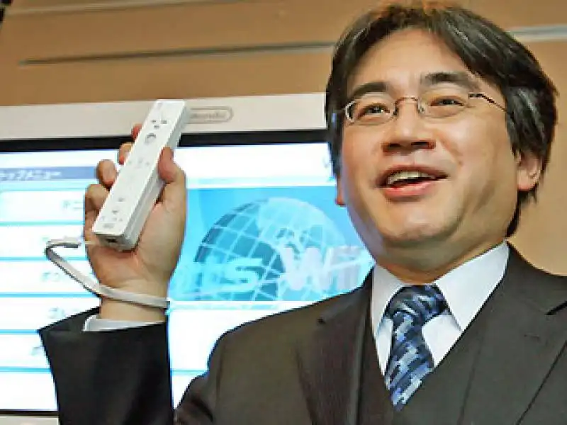 satoru iwata  2