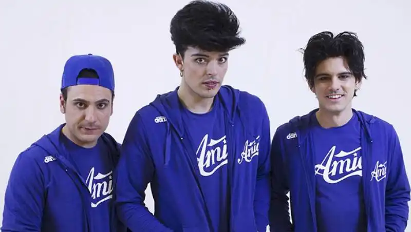 THE KOLORS AMICI 1