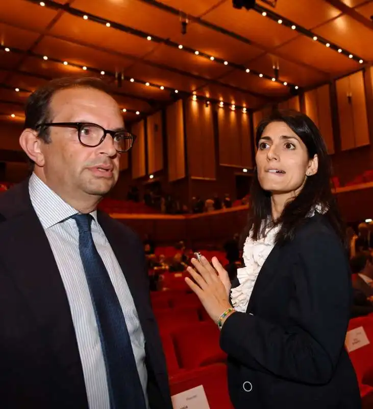 aurelio regina con la sindaca virginia raggi