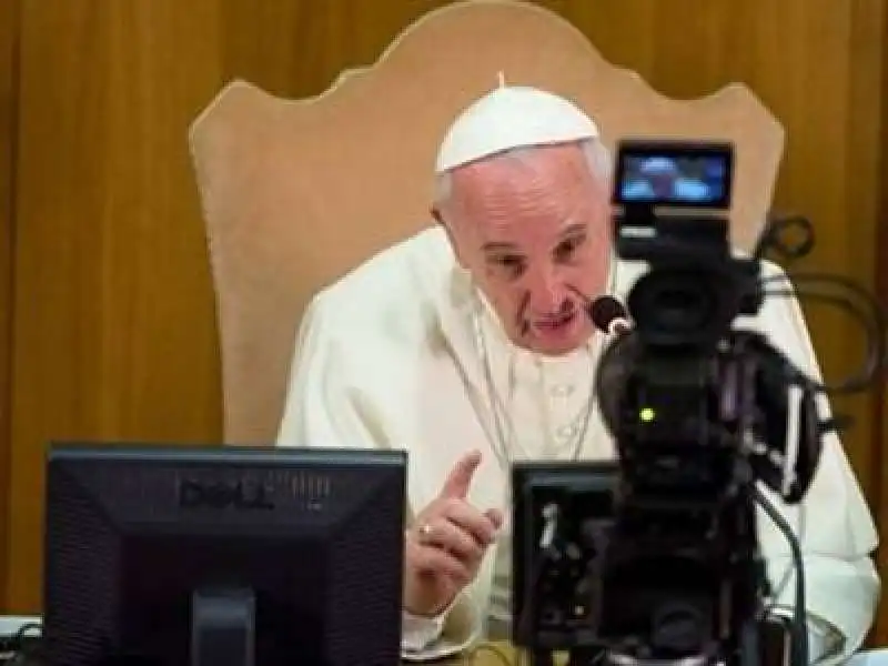 BERGOGLIO E LA TELEVISIONE