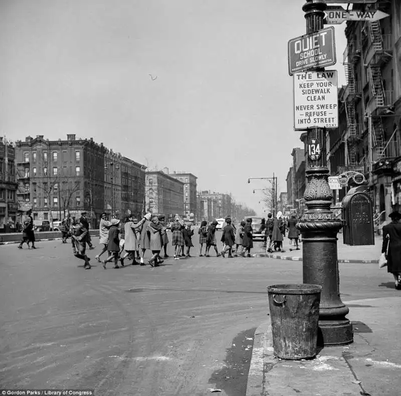 harlem di gordon parks 9