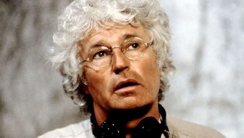 JEAN JACQUES ANNAUD