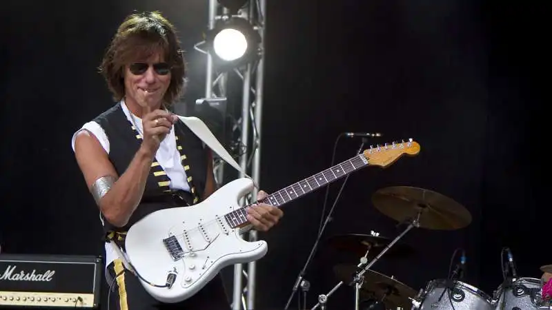 JEFF BECK 9