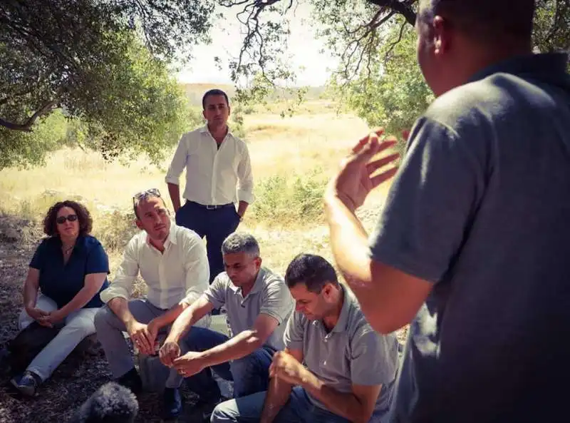 luigi di maio e la delegazione m5s in palestina