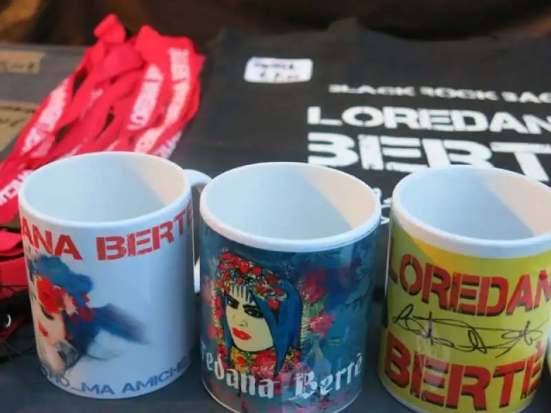 merchandising loredana berte photo andrea arriga