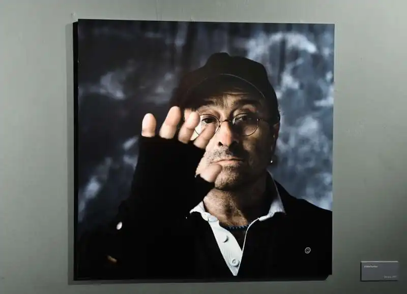 mostra fotografica su lucio dalla (3)