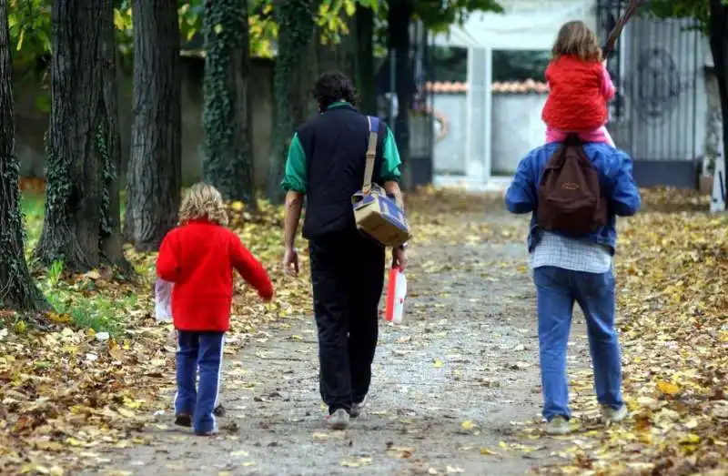 PADRI SEPARATI FIGLI NEGATI