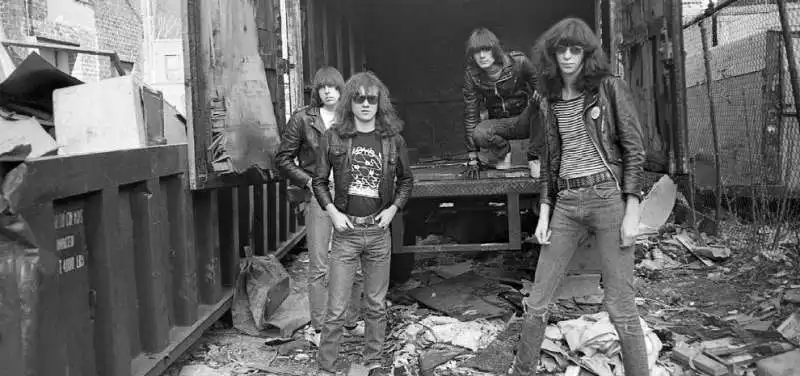 RAMONES