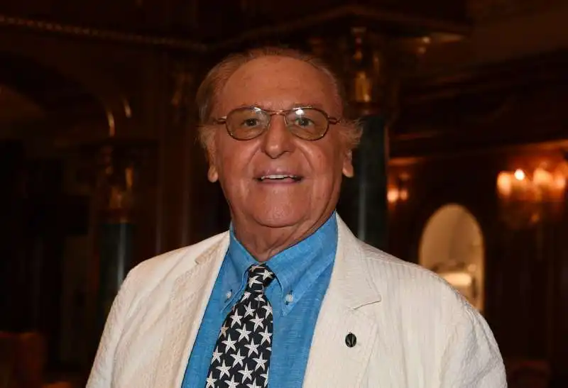 renzo arbore (2)