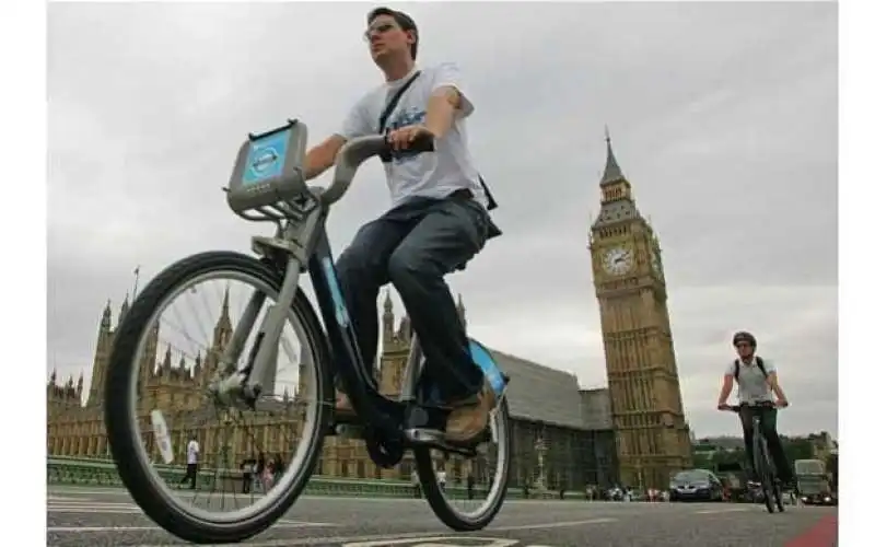 sessanta minuti di bici al giorno fanno bene