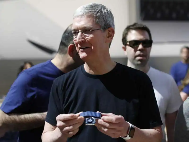 tim cook 3