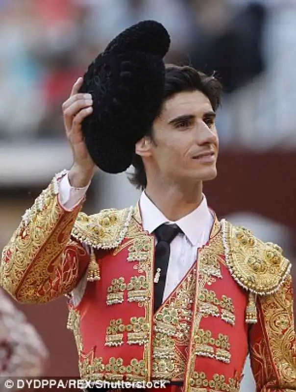 victor barrio torero