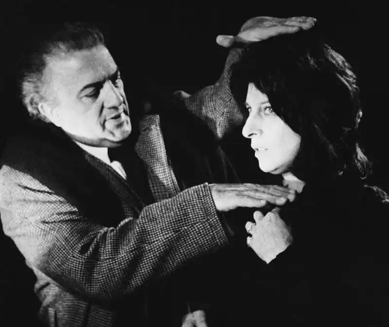 ANNA MAGNANI 