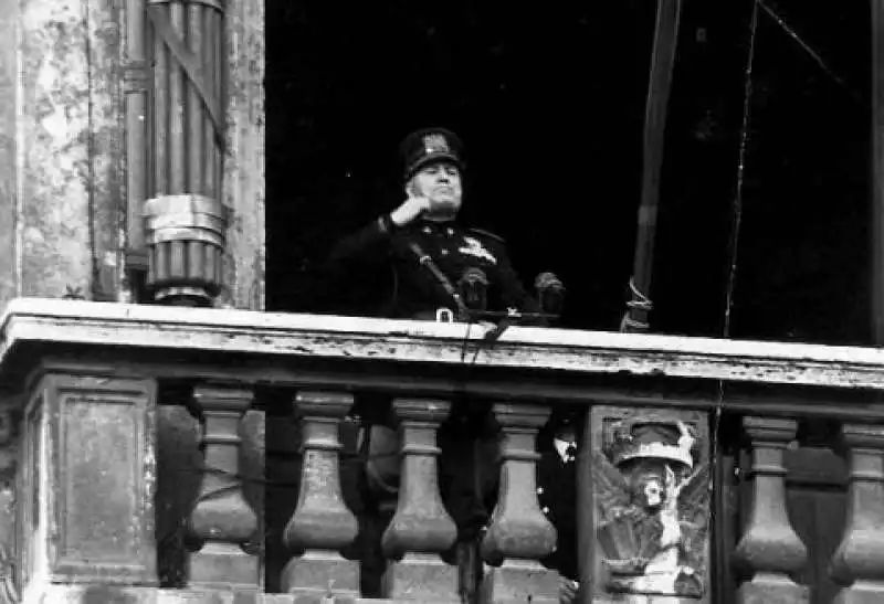 balcone mussolini