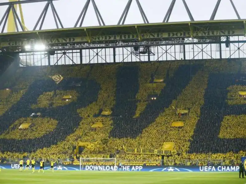 BORUSSIA DORTMUND