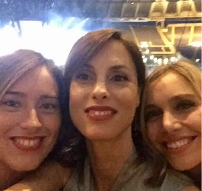 BOSCHI E LE SUE AMICHE