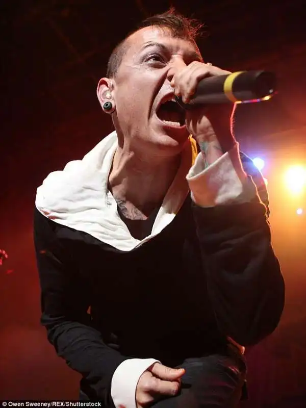 CHESTER BENNINGTON 