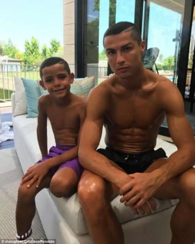 CRISTIANO RONALDO FIGLIO 1