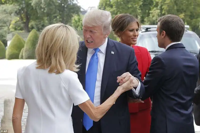 donald  e melania trump con brigitte ed emmanuel macron